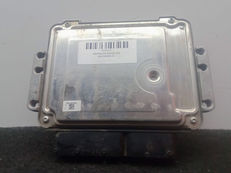 Recambio de centralita motor uce para kia carens iv 1.7 crdi referencia OEM IAM 0281031101-391202A454  BOSCH
