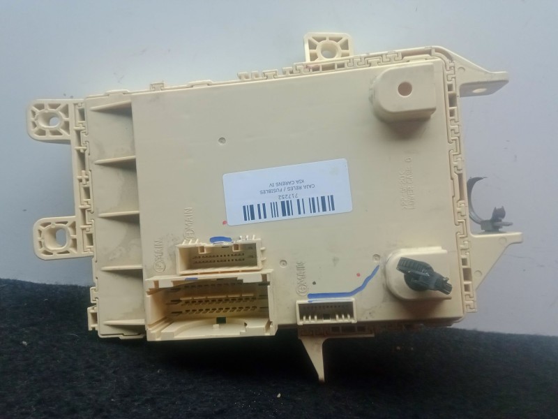 Recambio de caja reles / fusibles para kia carens iv 1.7 crdi referencia OEM IAM 91950A4510-91950A4510RP  