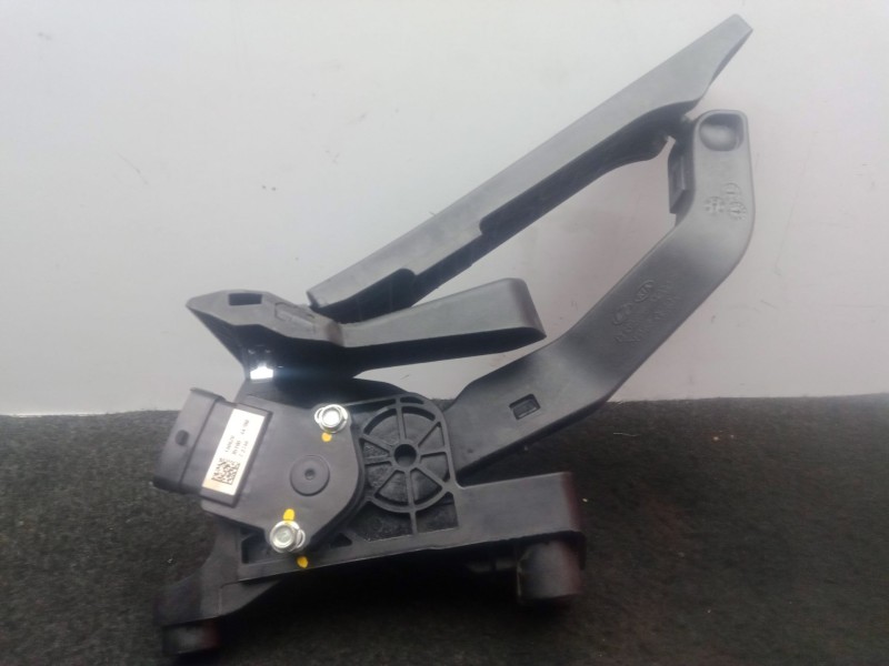 Recambio de potenciometro pedal para kia carens iv 1.7 crdi referencia OEM IAM 351904A700-140620  6 PINES