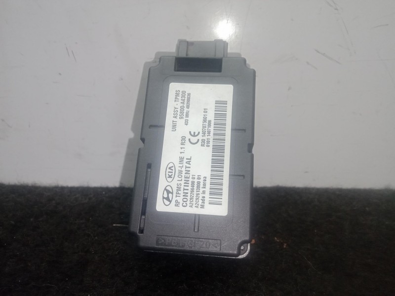 Recambio de modulo electronico para kia carens iv 1.7 crdi referencia OEM IAM 95800A4300  CONTINENTAL