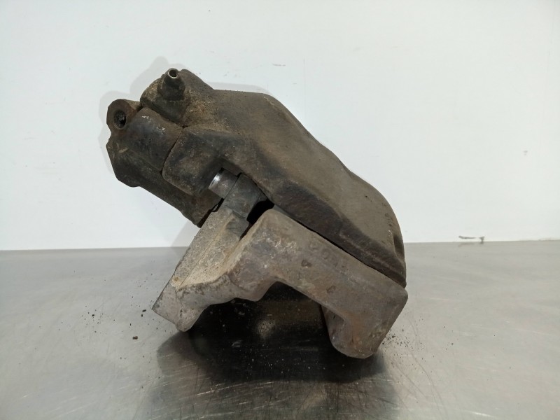 Recambio de pinza freno delantera izquierda para audi a6 berlina (4b2) 2.5 v6 24v tdi referencia OEM IAM 886-2617-ATE-57 ATE 886