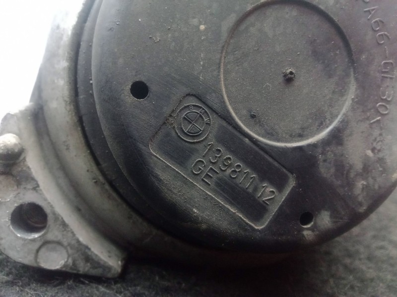 Recambio de soporte motor derecho para bmw 1 (e81) 118 d referencia OEM IAM 13981112  