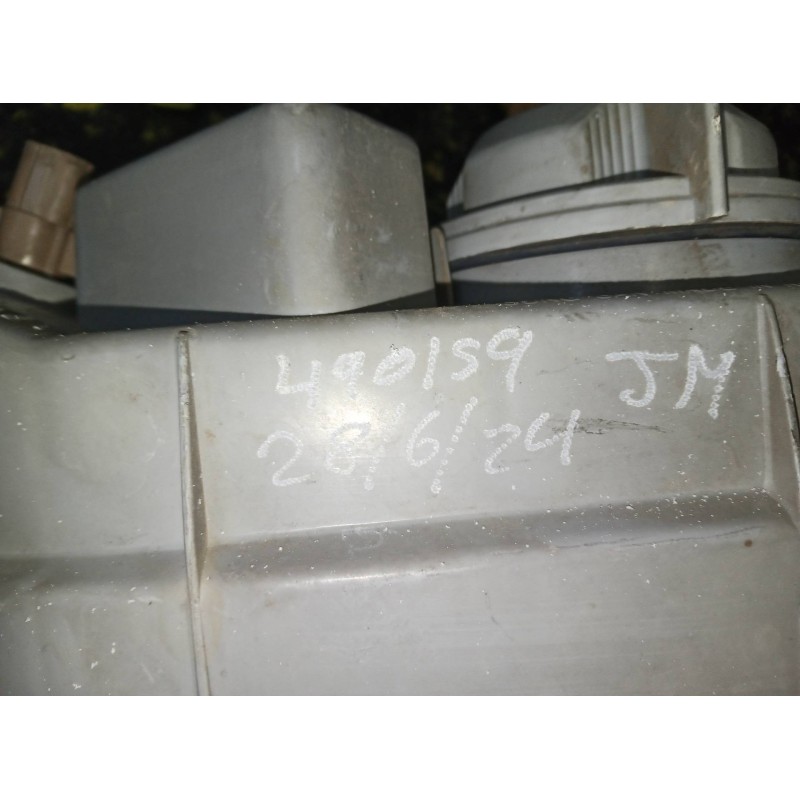 Recambio de faro izquierdo para daewoo tacuma 1.6 cat referencia OEM IAM  FONDO.NEGRO 