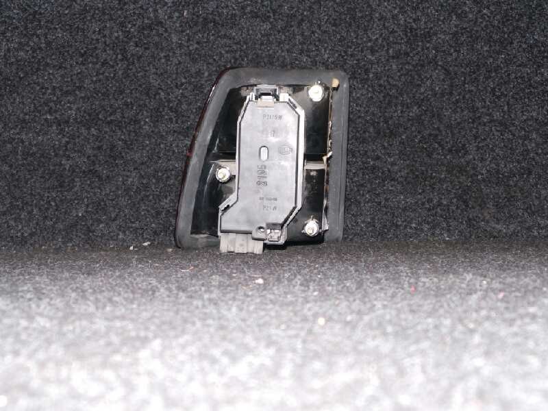 Recambio de piloto trasero derecho para seat toledo (1l) 1.8 cat (abs. adz) referencia OEM IAM  ROJO EXTERIOR