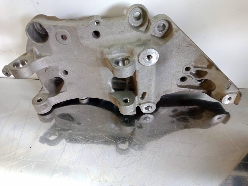 Recambio de soporte cambio para citroën c3 1.1 referencia OEM IAM 9684812280  