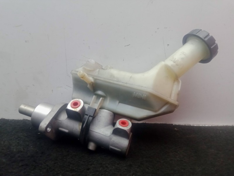 Recambio de bomba freno para renault clio iii grandtour (kr0/1_) 1.2 16v (kr0p) referencia OEM IAM SINREF  