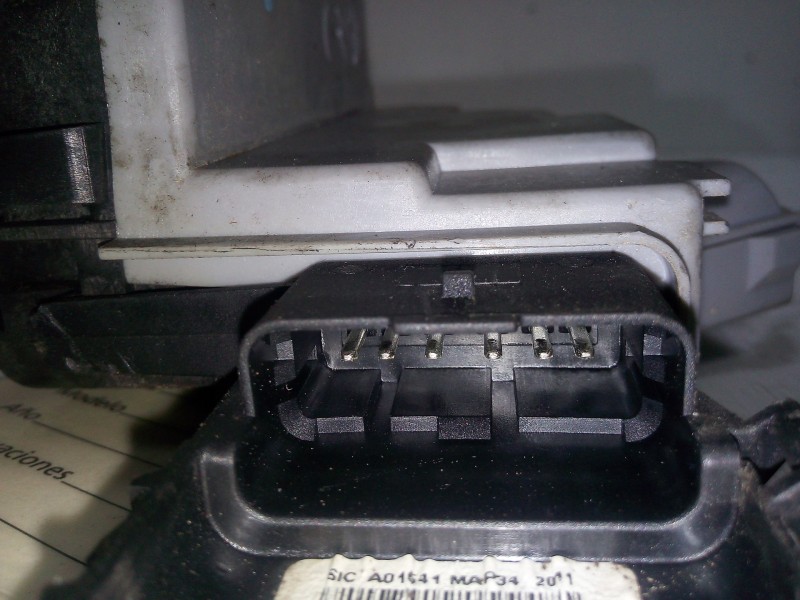 Recambio de cerradura puerta trasera derecha para citroën c5 berlina 1.6 hdi fap referencia OEM IAM 4022N1725I1 08-18 6.PINES