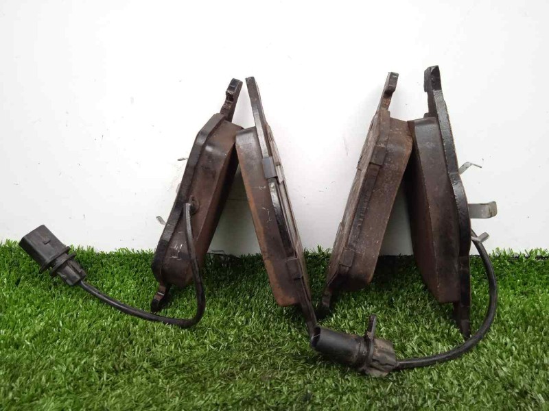 Recambio de pastillas frenos delanteras para volkswagen passat berlina (3b2) 1.9 tdi referencia OEM IAM   
