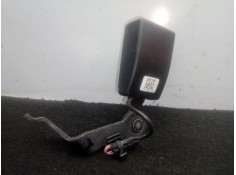 Recambio de enganche cinturon trasero izquierdo para bmw 5 (g30, f90) 520 d referencia OEM IAM 747501703  636471100E