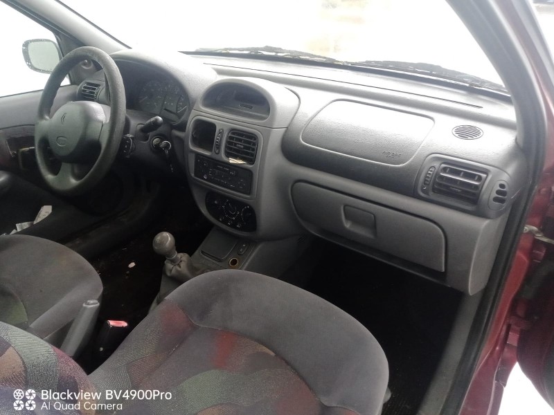 renault clio ii (bb_, cb_) del año 2001