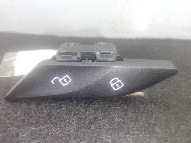 Recambio de mando cierre centralizado para bmw 5 (g30, f90) 520 d referencia OEM IAM 986054603  