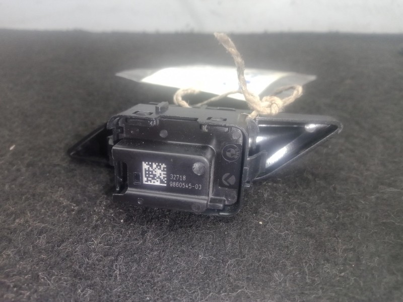 Recambio de mando cierre centralizado para bmw 5 (g30, f90) 520 d referencia OEM IAM 986054503  