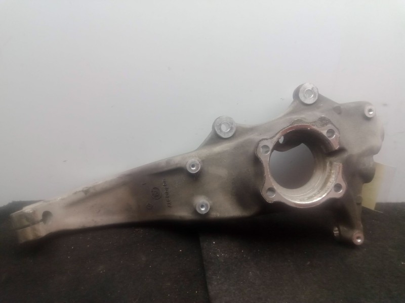 Recambio de mangueta delantera izquierda para bmw 5 (g30, f90) 520 d referencia OEM IAM 31206884381  