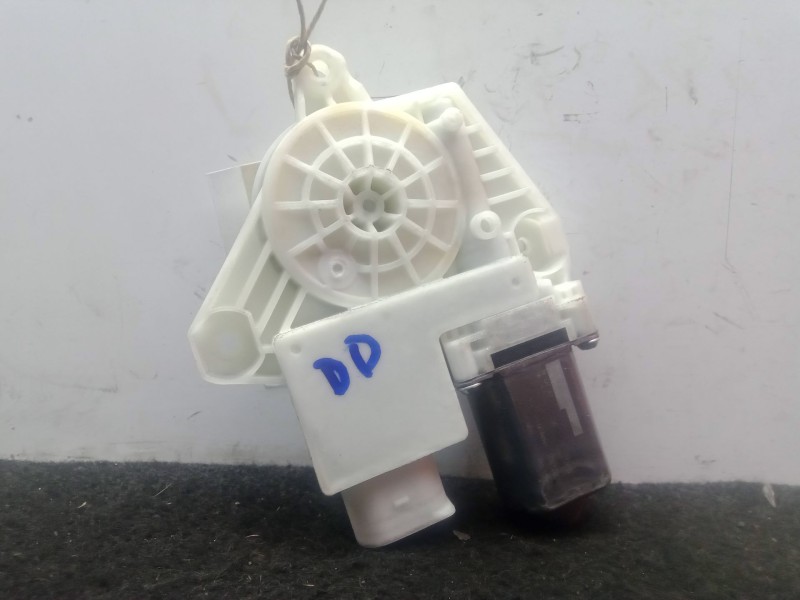 Recambio de motor elevalunas delantero derecho para bmw 5 (g30, f90) 520 d referencia OEM IAM 7455081-C35315105  