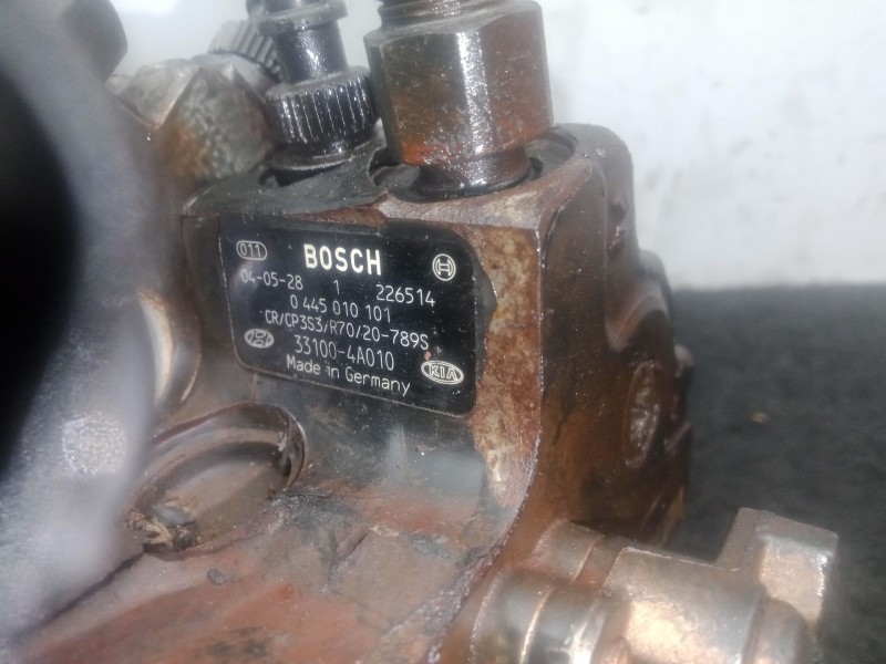 Recambio de bomba inyeccion para kia sorento i (jc) 2.5 crdi referencia OEM IAM 0445010101-331004A010  BOSCH