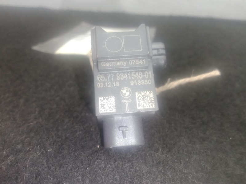 Recambio de sensor impacto airbag para bmw 5 (g30, f90) 520 d referencia OEM IAM 65779341546-6577934154601  
