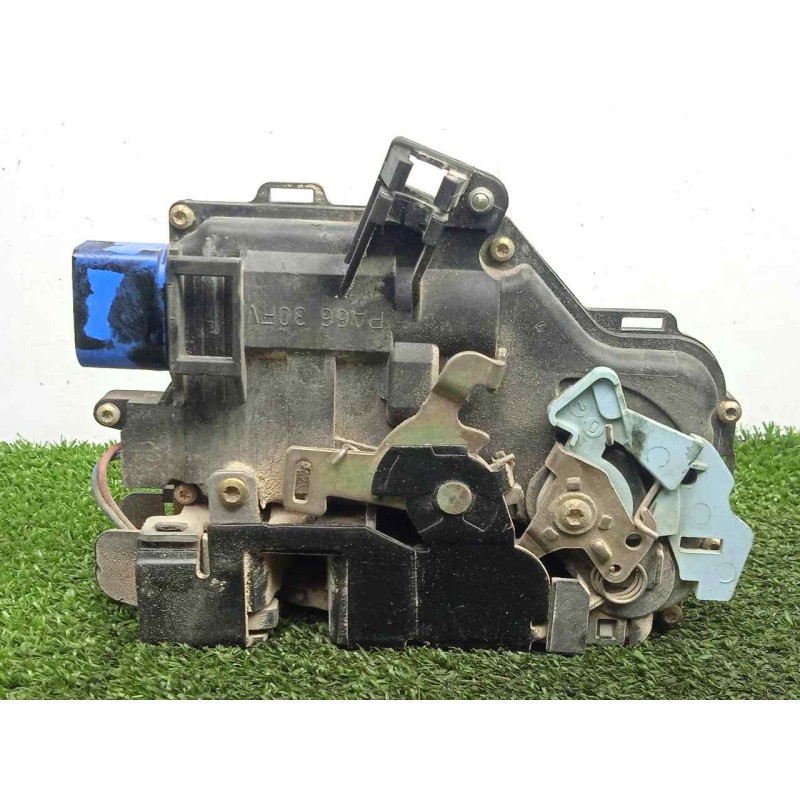 Recambio de cerradura puerta delantera derecha para seat altea (5p1) 1.9 tdi referencia OEM IAM 3D1837016 9.PINES CONECTOR.AZUL
