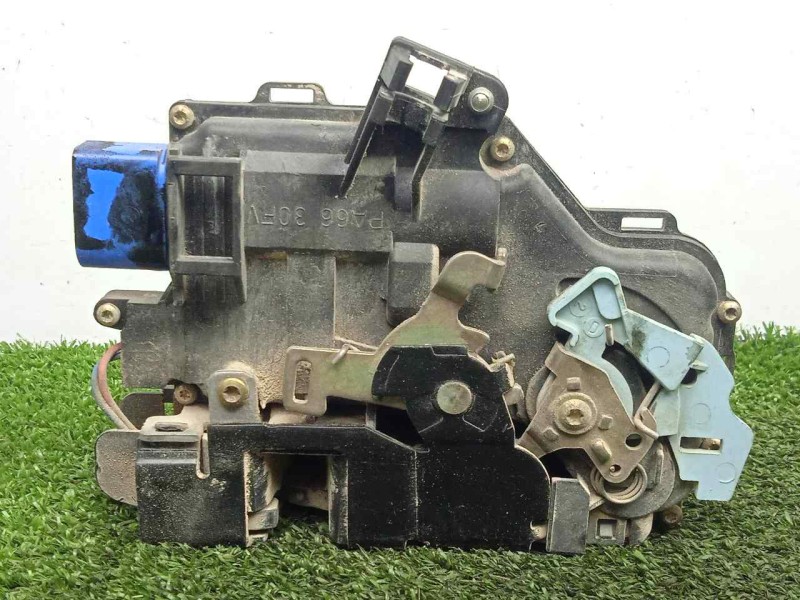 Recambio de cerradura puerta delantera derecha para seat altea (5p1) 1.9 tdi referencia OEM IAM 3D1837016 9.PINES CONECTOR.AZUL