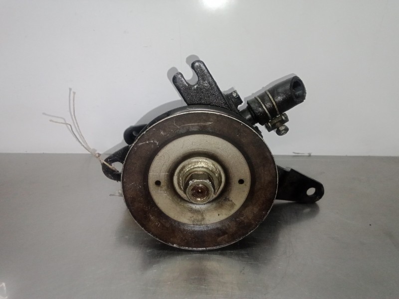 Recambio de bomba direccion para nissan almera (n15) 2.0 diesel referencia OEM IAM 87173026 UNISIA 