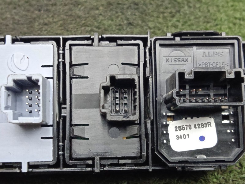 Recambio de mando retrovisor para dacia spring ev (b6m1) referencia OEM IAM 255704283R-3401  3.CONECTORES