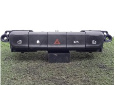 Recambio de warning para dacia spring ev (b6m1) referencia OEM IAM 8AQ3252907063R-09032200001 MR 3.CONECTORES