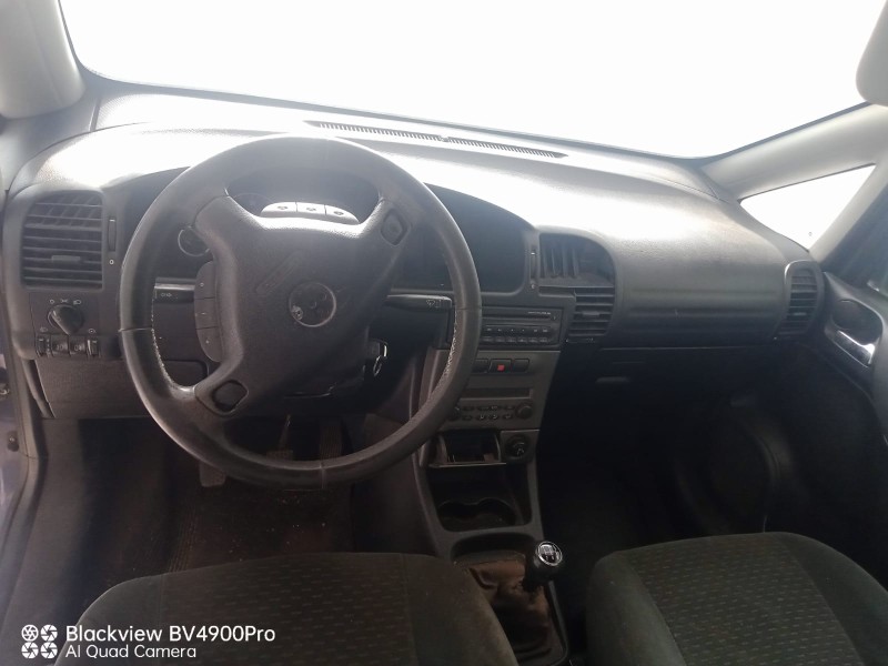 opel zafira a monospace (t98) del año 2025