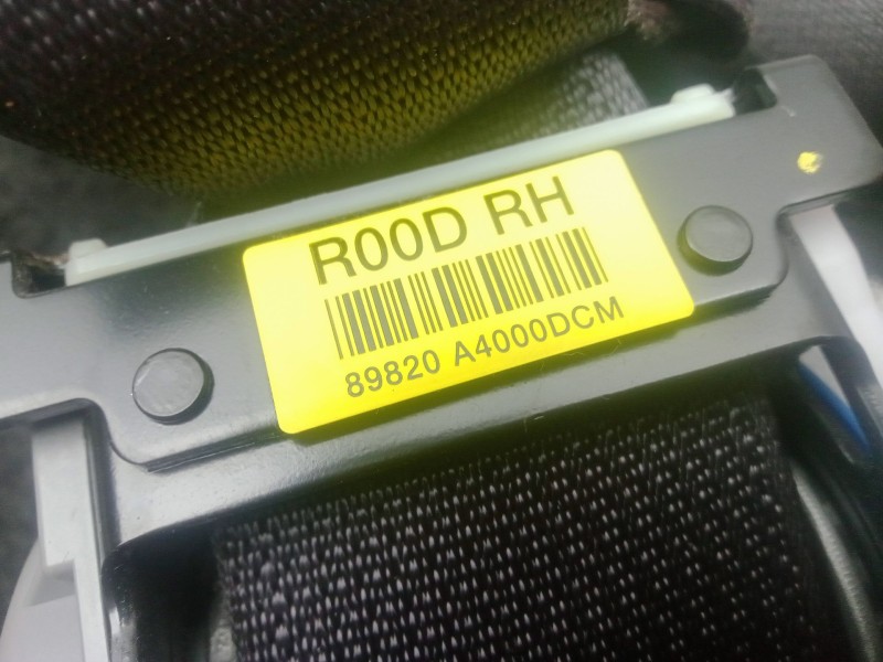 Recambio de cinturon seguridad trasero derecho para kia carens iv 1.7 crdi referencia OEM IAM 89820A4000DCM  