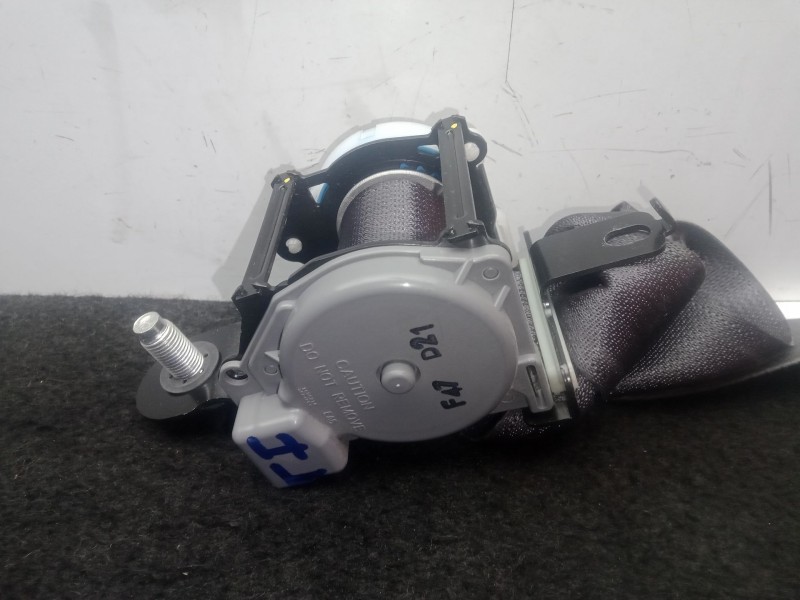 Recambio de cinturon seguridad trasero izquierdo para kia carens iv 1.7 crdi referencia OEM IAM 89810A4000DCM  