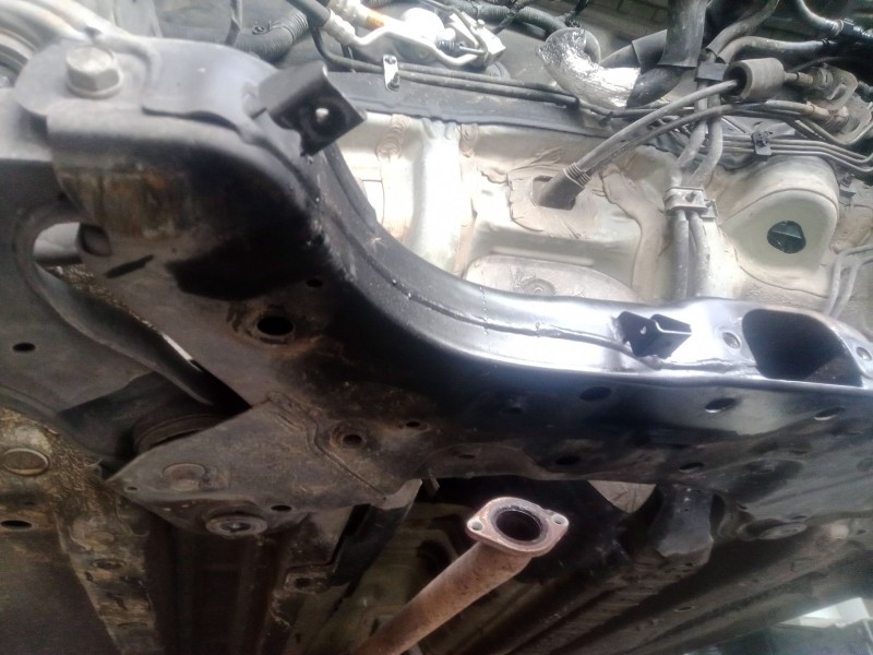 Recambio de puente delantero para kia carens iv 1.7 crdi referencia OEM IAM   