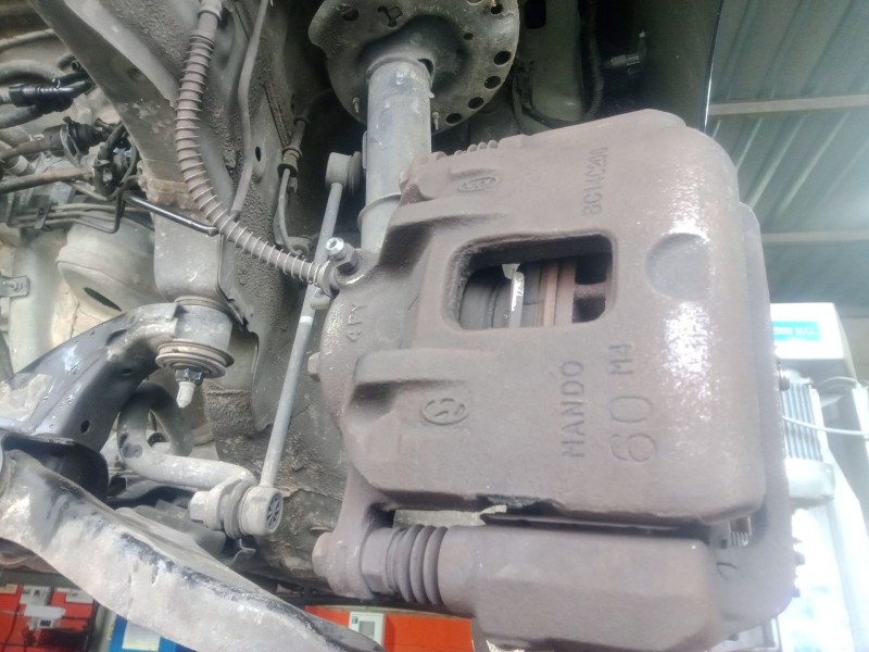 Recambio de pinza freno delantera izquierda para kia carens iv 1.7 crdi referencia OEM IAM   