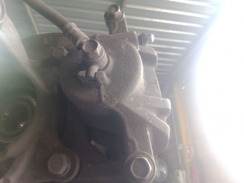 Recambio de pinza freno delantera izquierda para kia carens iv 1.7 crdi referencia OEM IAM   