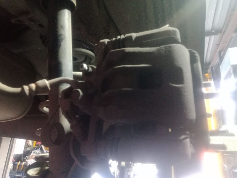 Recambio de pinza freno trasera derecha para kia carens iv 1.7 crdi referencia OEM IAM   