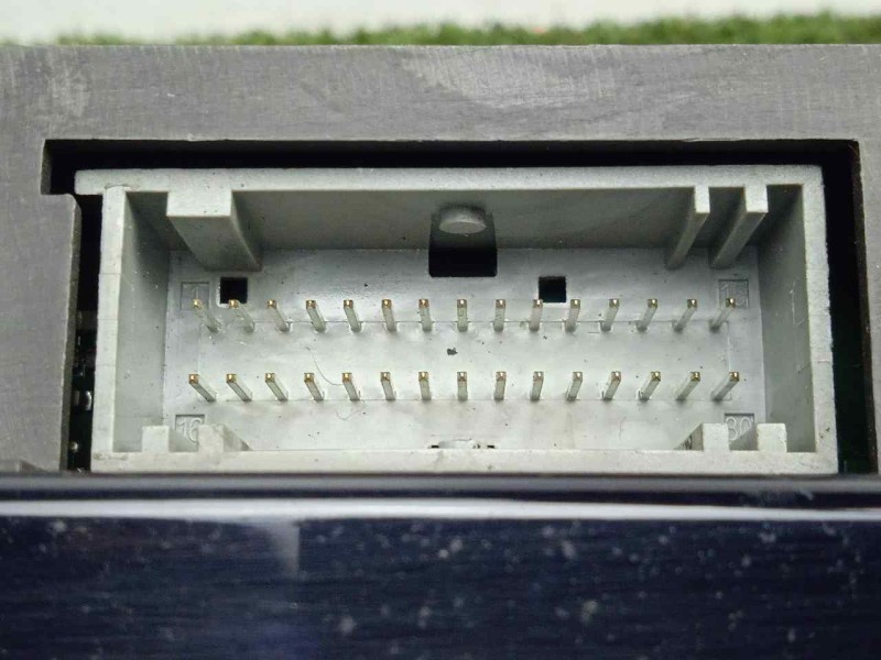 Recambio de cuadro instrumentos para renault scenic ii 1.5 dci diesel referencia OEM IAM 8200704463A  