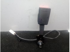 Recambio de enganche cinturon delantero derecho para kia carens iv 1.7 crdi referencia OEM IAM SINREF  