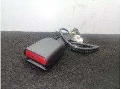 Recambio de enganche cinturon delantero izquierdo para kia carens iv 1.7 crdi referencia OEM IAM SINREF   2