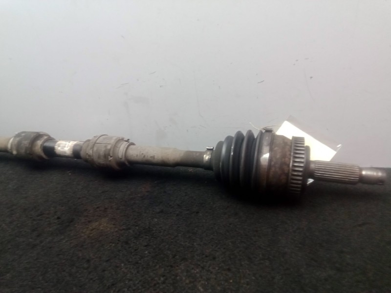 Recambio de transmision delantera derecha para kia carens iv 1.7 crdi referencia OEM IAM 49501A4200-20140717R  