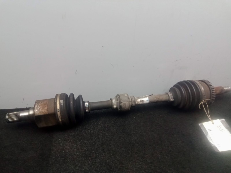 Recambio de transmision delantera izquierda para kia carens iv 1.7 crdi referencia OEM IAM 20140717L-R20L-C02B  