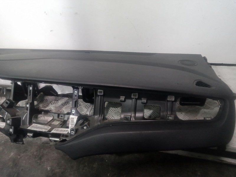 Recambio de salpicadero para kia carens iv 1.7 crdi referencia OEM IAM 14071120240276-84710A4100WK NEGRO 