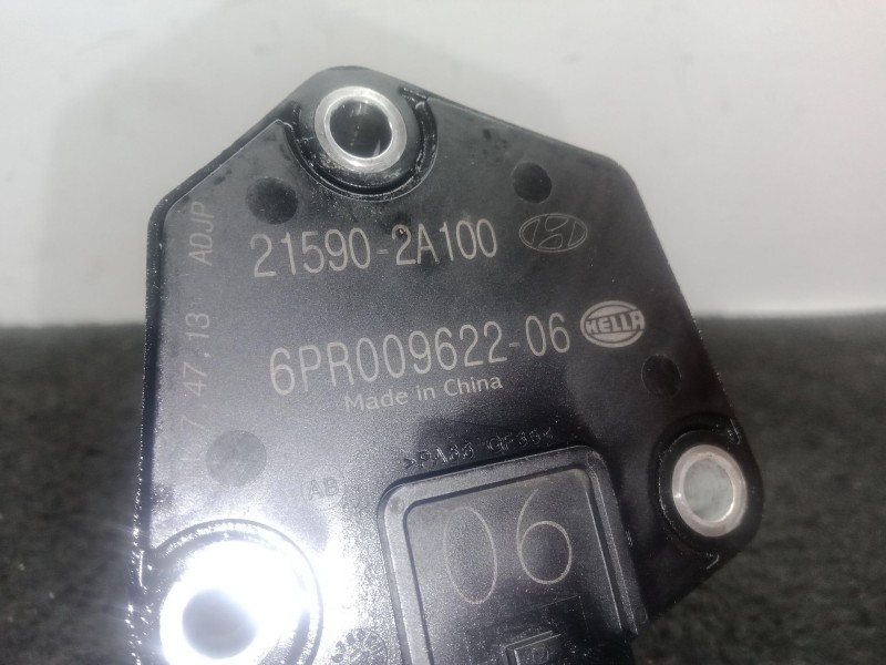 Recambio de sensor para kia carens iv 1.7 crdi referencia OEM IAM 215902A100-6PR00962206 NIVEL ACEITE HELLA
