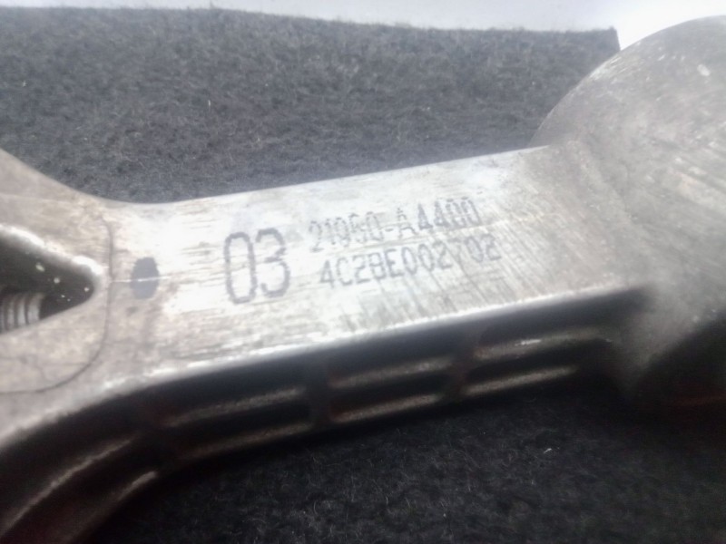 Recambio de soporte cambio para kia carens iv 1.7 crdi referencia OEM IAM 21950A4400  