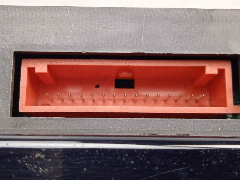 Recambio de cuadro instrumentos para renault scenic ii 1.5 dci diesel referencia OEM IAM 8200704463A  