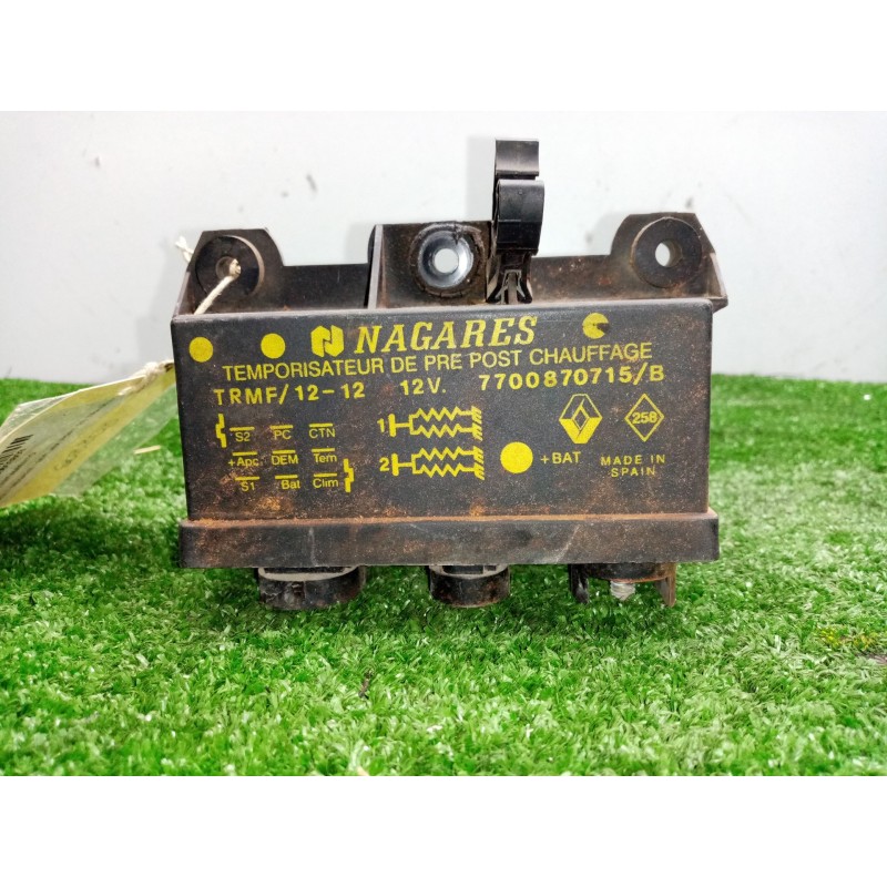 Recambio de caja precalentamiento para renault megane i berlina hatchback (ba0) 1.9 diesel referencia OEM IAM 7700870715-7700870