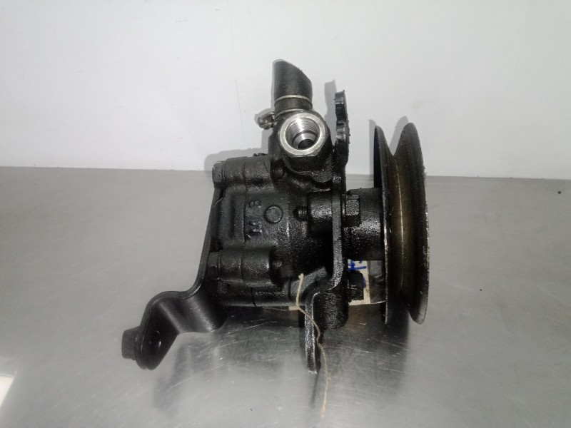 Recambio de bomba direccion para nissan almera (n15) 2.0 diesel referencia OEM IAM 87173026 UNISIA 