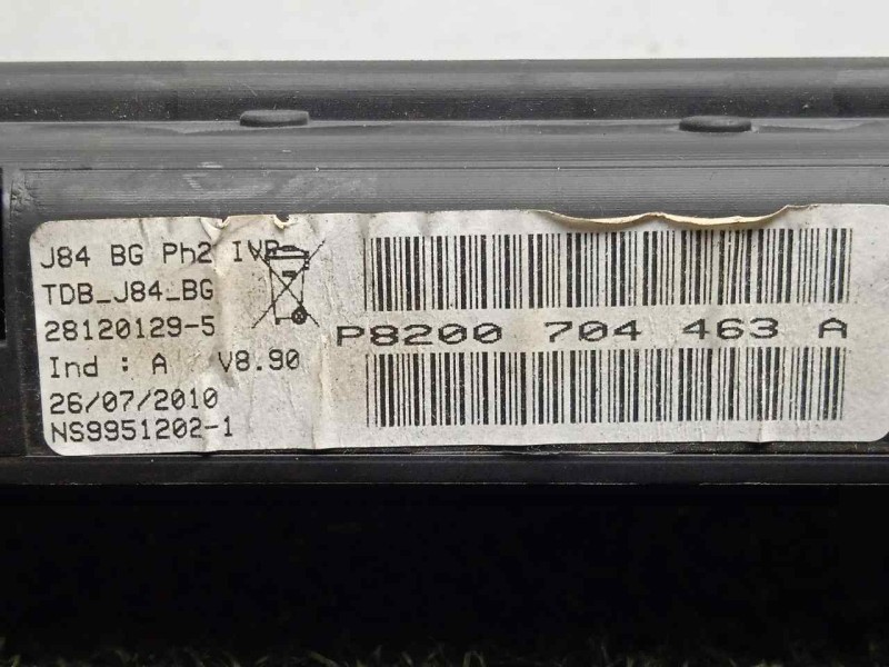 Recambio de cuadro instrumentos para renault scenic ii 1.5 dci diesel referencia OEM IAM 8200704463A  