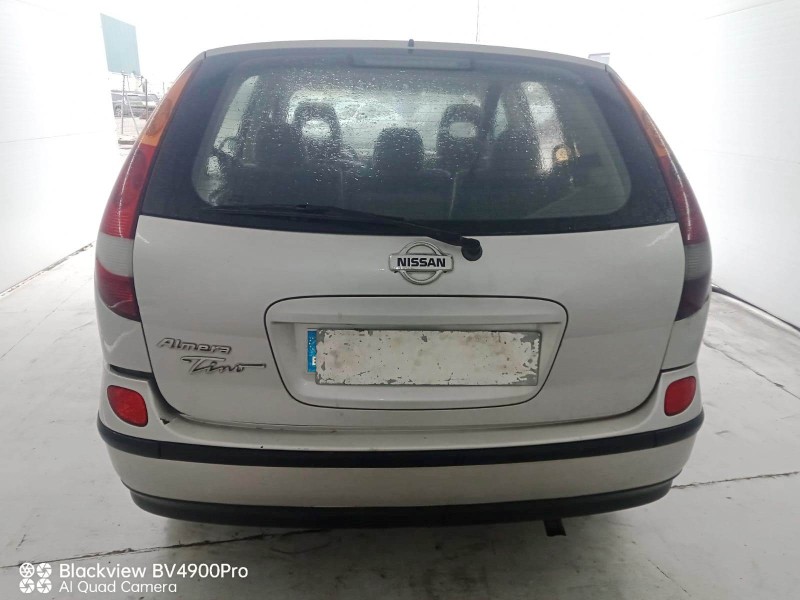 nissan almera tino (v10m) del año 2002