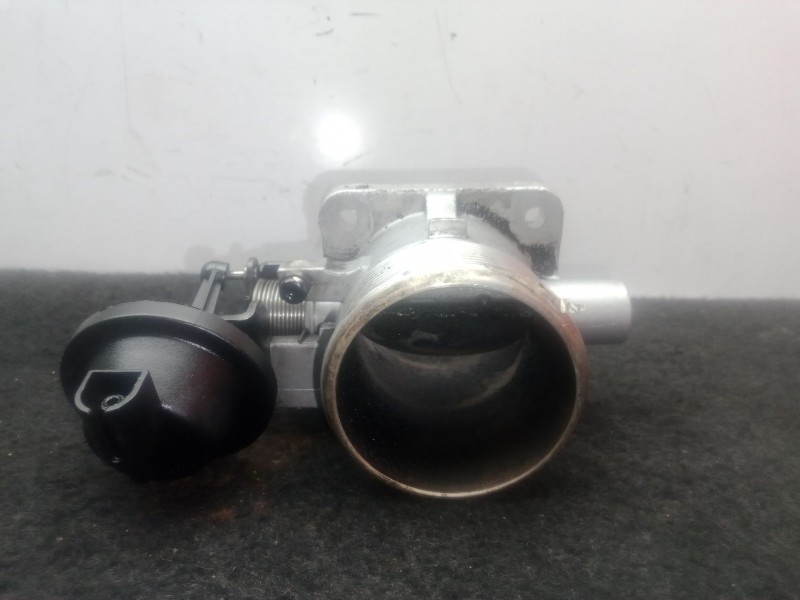 Recambio de caja mariposa para kia carnival 2.9 crdi cat referencia OEM IAM 351004X  