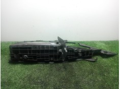 Recambio de moldura para honda fes fes 125 s-wing (jf12) referencia OEM IAM 64321KRJ7900  PISADERA DERECHA 2