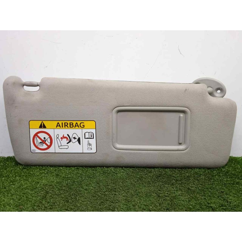 Recambio de parasol derecho para toyota land cruiser (j15) 3.0 turbodiesel cat referencia OEM IAM  GRIS 