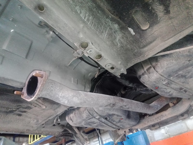 Recambio de tubo escape trasero para ford kuga (cbv) 2.0 tdci cat referencia OEM IAM   