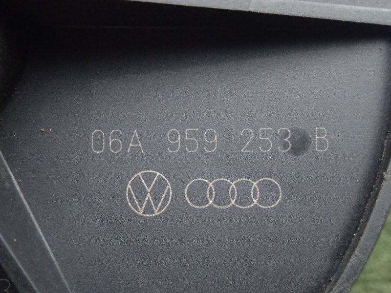 Recambio de valvula aire adicional para audi a8 d3 (4e2, 4e8) 3.7 quattro referencia OEM IAM 06A959253B  